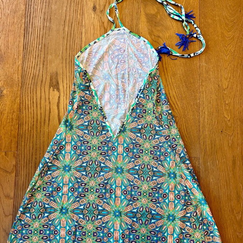 Beachwear dress new, size Small, multicolored