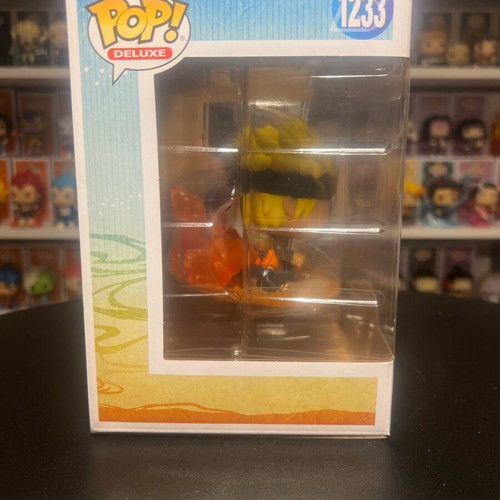 Funko Pop Deluxe Naruto as Nine Tails 1233 LACC 2022 like new
