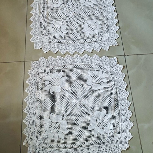 Handmade crocheted table linens with cotton thread like new, set of 2