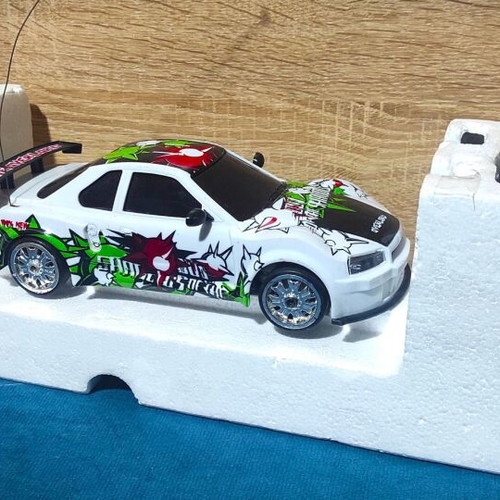 Nissan Skyline R34 GTR 1/18 RC 4WD τηλεκατευθυνόμενο αυτοκίνητο