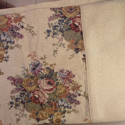 Linens throw set of 4 pieces new