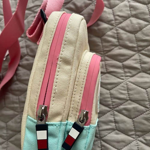 Tommy Hilfiger Youth Reporter Canvas crossbody bag new, pink and turquoise