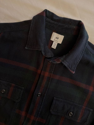 H&M checked shirt like new, size M to L, multicolor