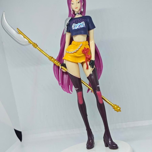 K-pop Demon Hunter collectible figure like new, 18cm
