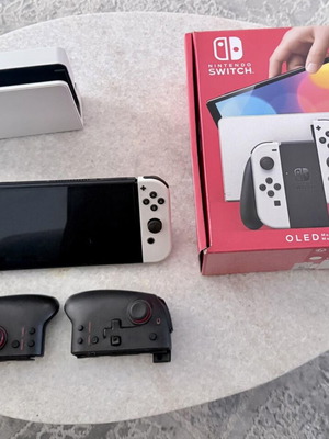Nintendo Switch OLED μεταχειρισμένο με Hori Split Pad Pro