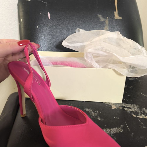 Fuchsia pointed high heels size 39