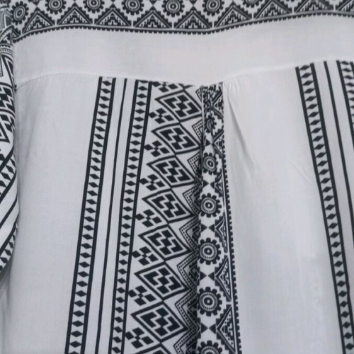 Women's dress like new, black and white, one size