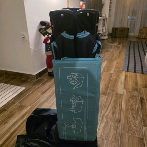 Hauck Dream N Play Navy/Aqua playpen like new
