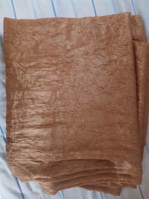 Curtain used, width 1.20 cm length 3.80 cm