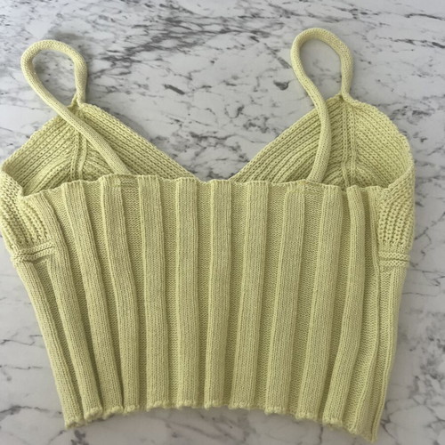 Crop Top knitted, like new, yellow, fits XS