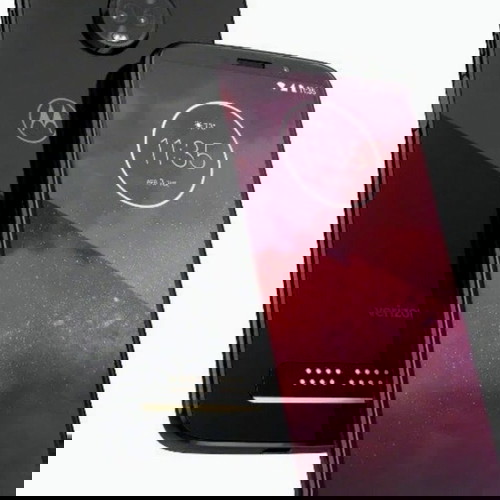 Motorola Moto Z3 + JBL SoundBoost Moto Mod