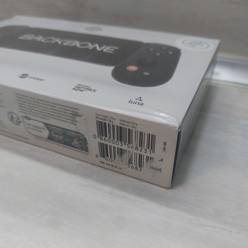 Backbone One (2nd Gen) Lightning gaming controller for iPhone