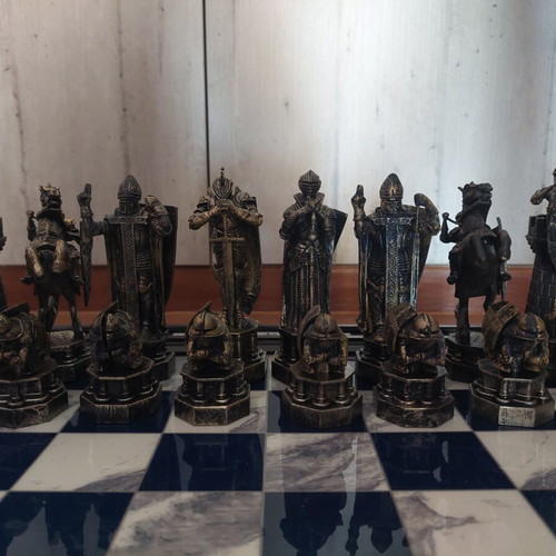 Harry Potter collectible chess set by Deagostini