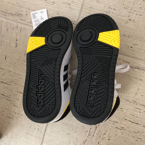 Adidas Hoops Mid 3.0 K kids athletic shoes new, size 32