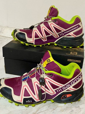 Γυναικεία παπούτσια πεζοπορίας Salomon μεταχειρισμένα, νούμερο 40, ροζ-μωβ