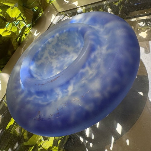 Artistic glass bowl in blue shade like new