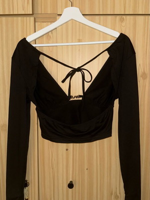 Shein black t-shirt like new size M