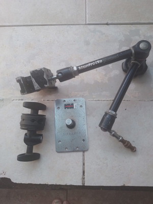 Magic Arm Manfrotto with super clamp and support base