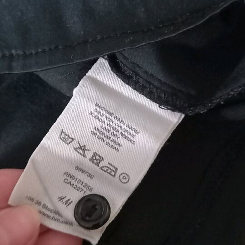 Black satin shirt with short sleeves H&M like new, size M