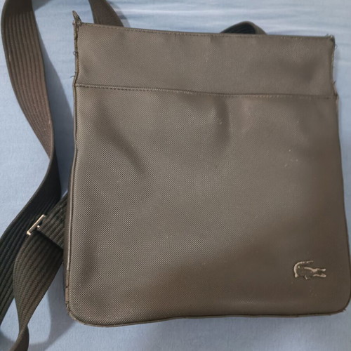 Lacoste Petit Pique Flat crossbody bag like new, leather, black