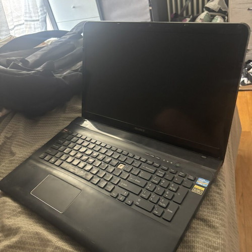 Sony Vaio laptop Intel i7 3632, 6GB RAM, Radeon 7600M