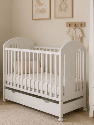 Pali baby cot with mattress