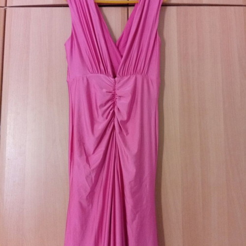 Long pink evening dress like new with neckline and open back