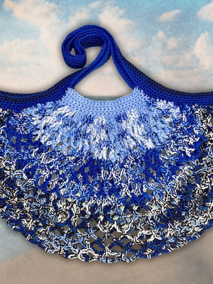 Handmade mesh shoulder bag "Depths" in blue and black, made to order