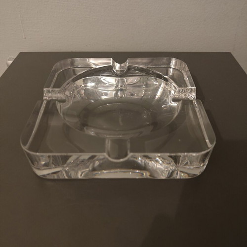 Ashtray like new