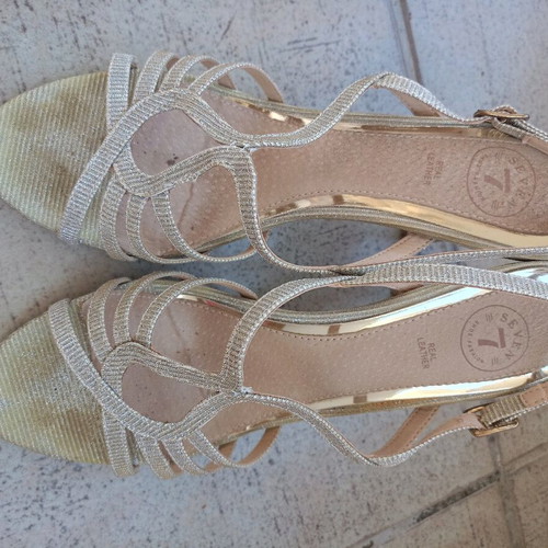 Seven silver sandals used, genuine leather, size 40