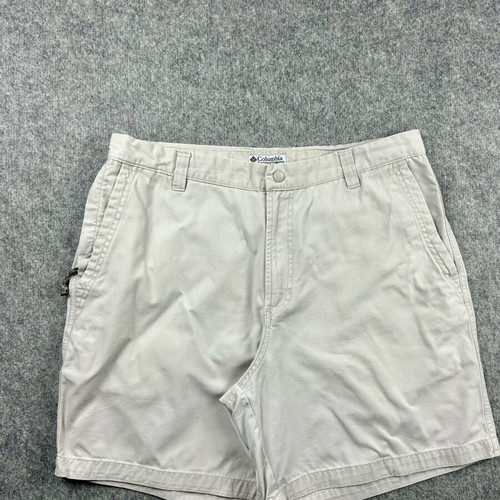 Columbia women's chino shorts used, size 16 EU46 XL XXL, beige