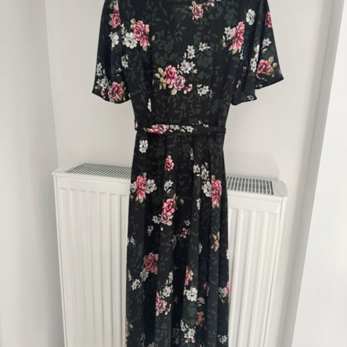 Koton dress size 34 used with floral pattern dark green