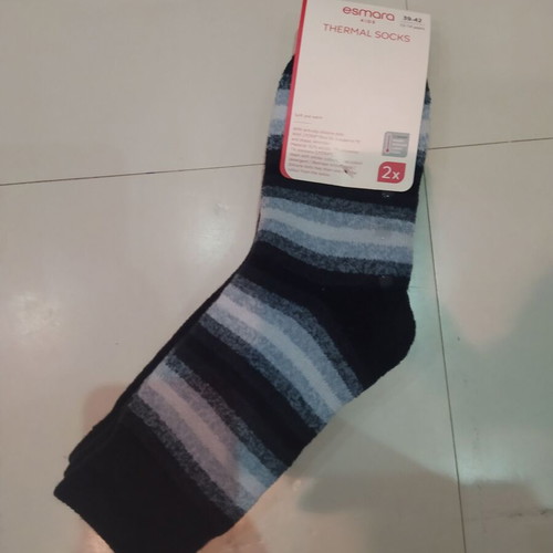 Thick socks new, two pairs size 39-42, black and gray