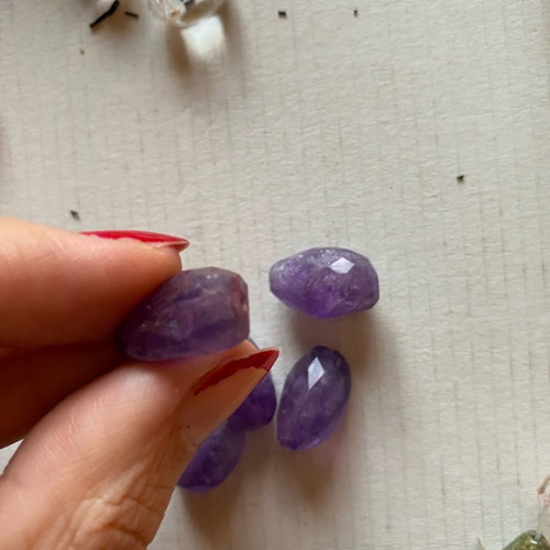 Semi-precious stones and beads for jewelry new