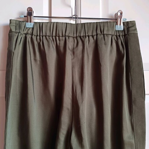 Ted Baker satin pants size XS like new, olive green