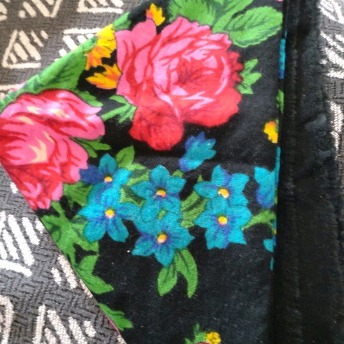 Square scarf handkerchief new 90 by 90
