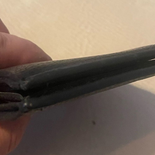 Leather wallet used with many compartments and slim design