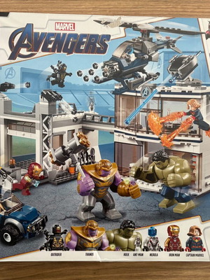 Lego Marvel Super Heroes 76131 Avengers Compound used
