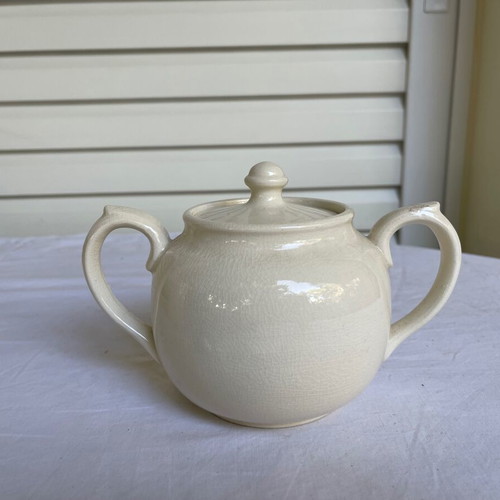 Price Bros tea set used, includes teapot, sugar bowl and two jugs