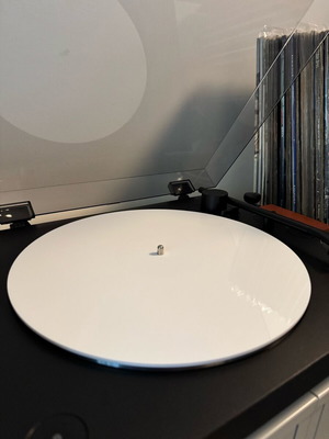 Acrylic Slipmat 12” λευκό glossy 3mm για πικάπ σαν καινούργιο