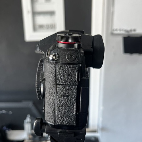 Lumix DC-G9 camera like new with 2 batteries and V-Log upgrade