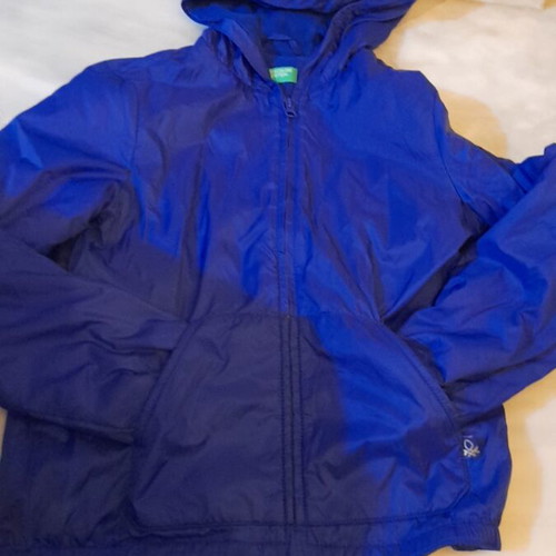 Benetton windbreaker jacket blue like new for girls