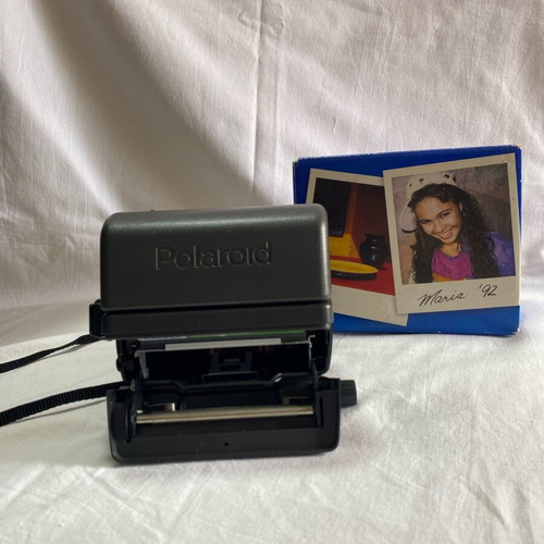 Polaroid 636 Closeup instant camera like new