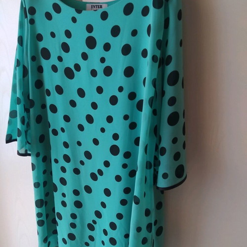 Veraman dress with black polka dots like new