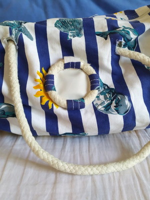 Beach bag in cylinder shape new, navy style