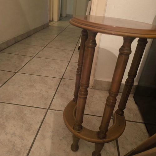 Auxiliary table like new