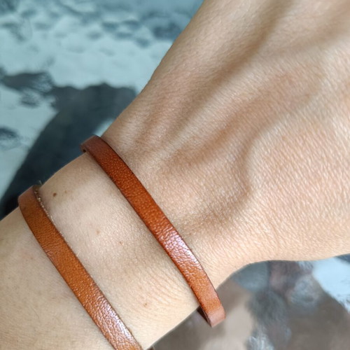 Leather bracelets like new, genuine from Florence, brown