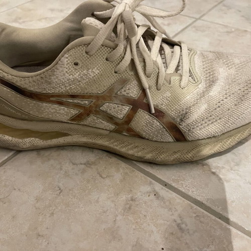 Asics Gel Nimbus 23 unisex sports shoes size 42.5, beige