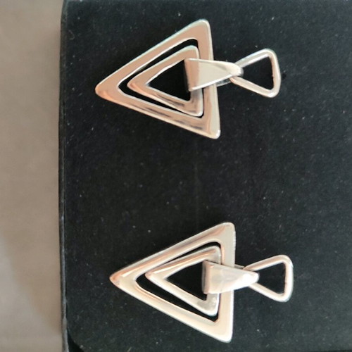 Silver 925 earrings with triangles like new