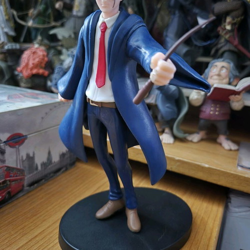 Mash Burnedead figure like new from Mashle Magic and Muscles series